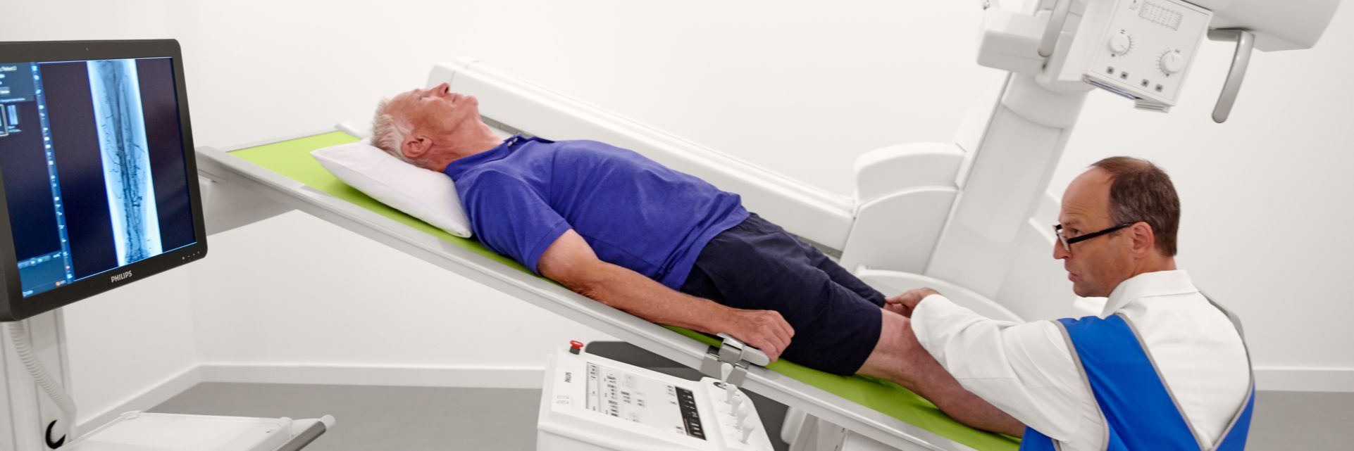 Fluoroscopy X-ray exam CombiDiagnost R90 Rel 1.1