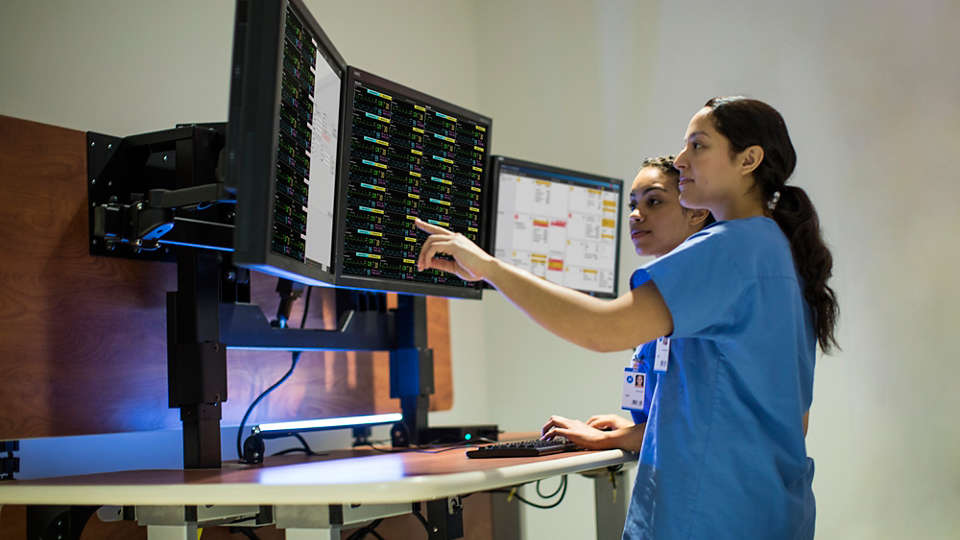 Monitoring patient data with Philips enterprise patient monitoring ecosystem