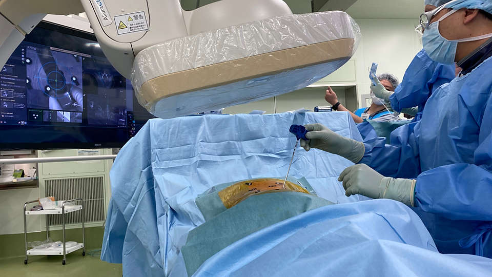 Philips’ augmented reality (AR) surgical navigation solution ClarifEye
