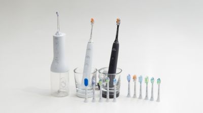 フィリップス ソニッケアー 電動歯ブラシのラインナップを各種モデルとブラシヘッドで展示;