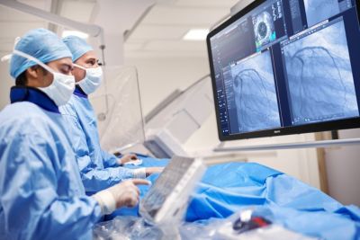 Doctors in the operating room