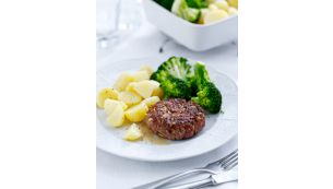 The accessory allows you to cook flatter foods