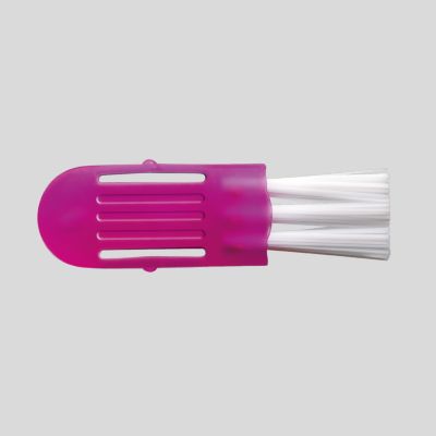 Comes with a delicate cleaning brush for optimal hygiene.