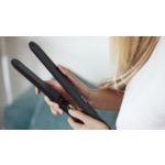 Alisado profesional con placas de titanio