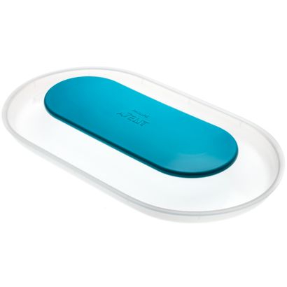 Covers the steriliser basket