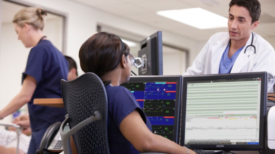 Nursing team at central patient monitoring station