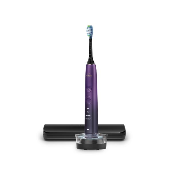 Philips Sonicare DiamondClean 9000 HX9911/91 and its pictured accessories
