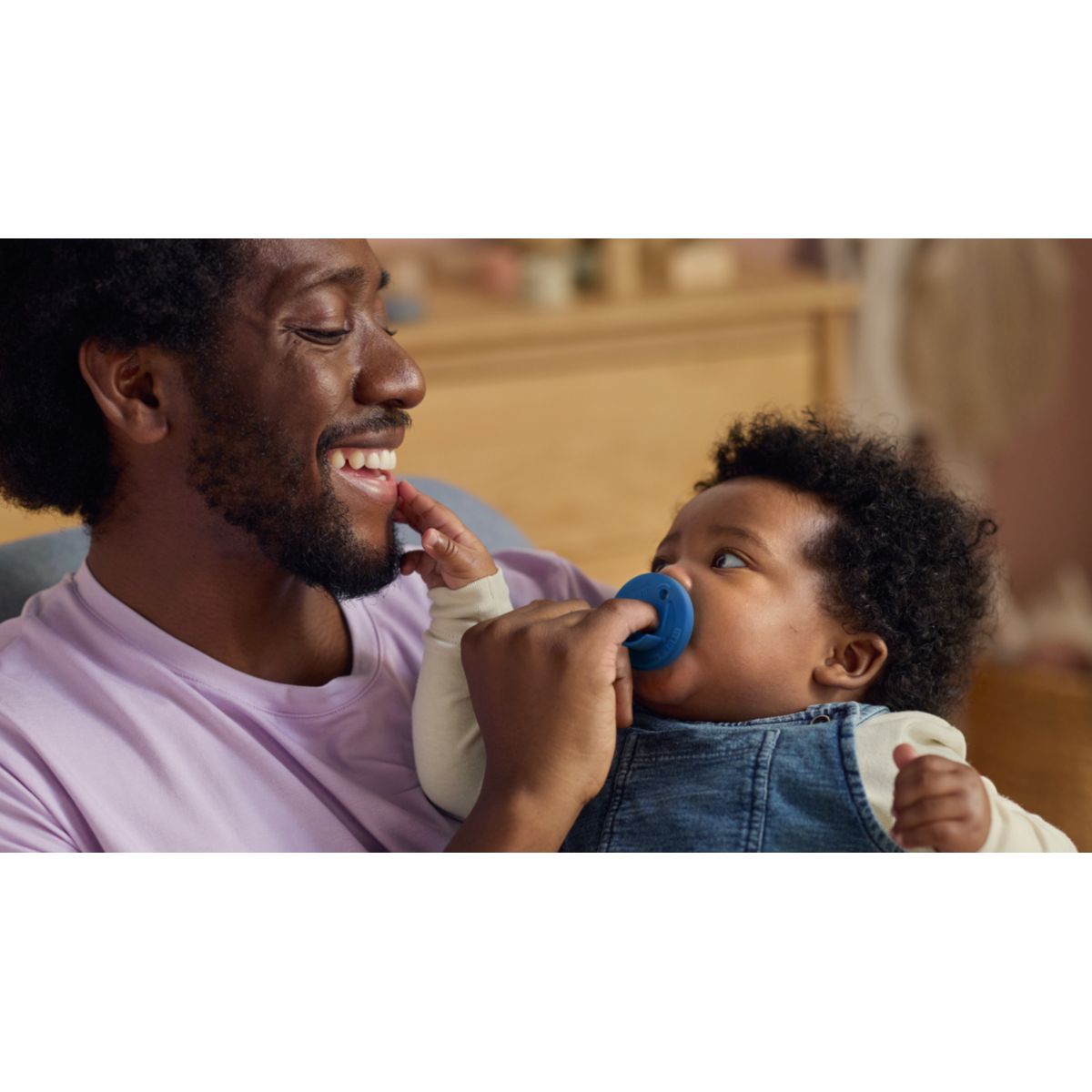 Avent Super Soothie Pacifier - thumbnail 4