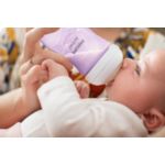 Apoya el ritmo de alimentación de cada bebé