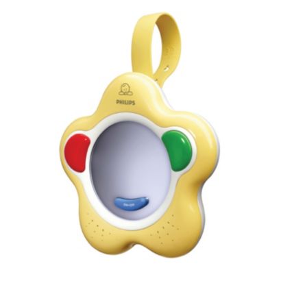 Ενθαρρύνει τους πρώτους ήχους και τις πρώτες λέξεις του μωρού