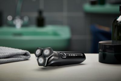 Strengthened with palladium for longer shaver lifetime