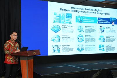 Prof. Asnawi Abdullah delivers a keynote on Indonesia’s health transformation and responsible, human-centered AI.