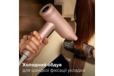 Фен с ThermoShield Advanced