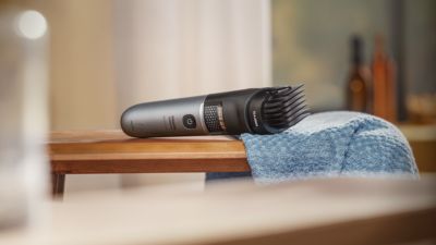 Norelco Beard Trimmer 7000 Series Beard styling with hair collector - thumbnail 8