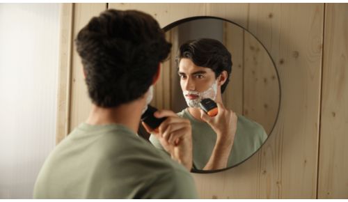 En praktisk tør eller en opfriskende våd barbering