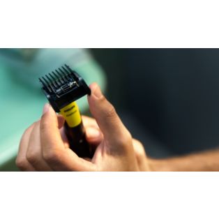 OneBlade 360 with connectivity Waterproof trimmer and shaver with adjustable comb