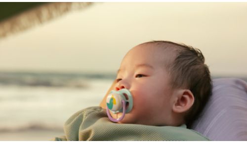 Extra-large airholes let baby's skin breathe