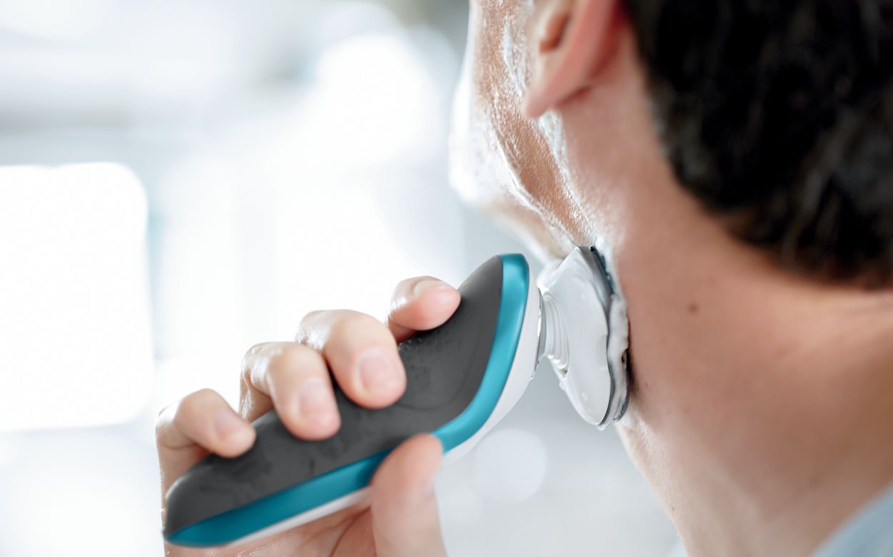 Shaver series 7000 ウェット＆ドライ電気シェーバー S7311/26 | Philips