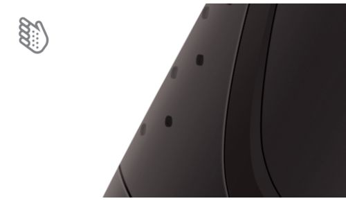 Textured handle for optimum grip even when wet