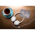 Izjemna lahkost. Izjemen zvok.