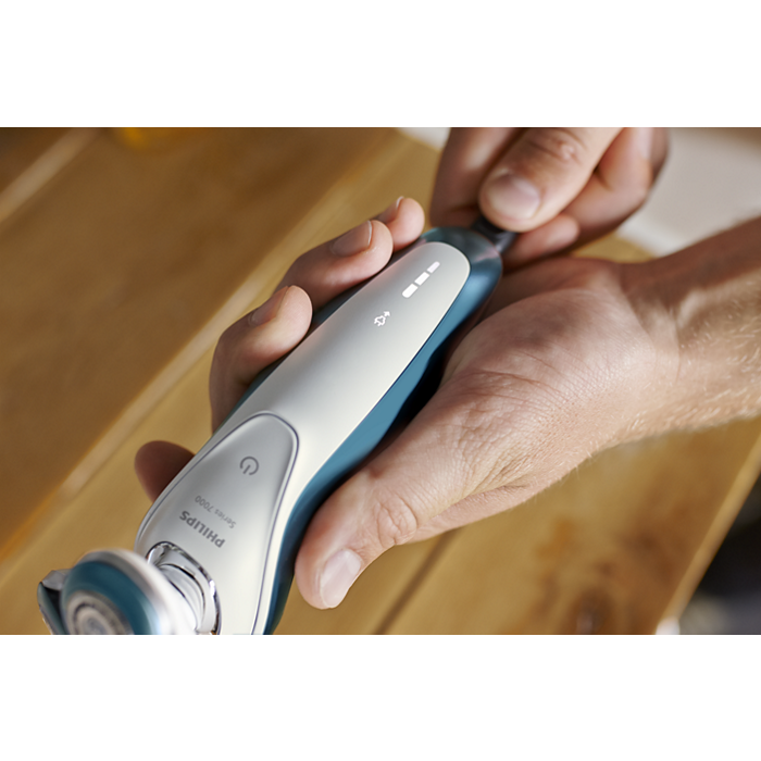 Shaver series 7000 ウェット&ドライ電気シェーバー S7310/26 Shaver series 7000 ウェット&ドライ電気シェーバー S7310/26