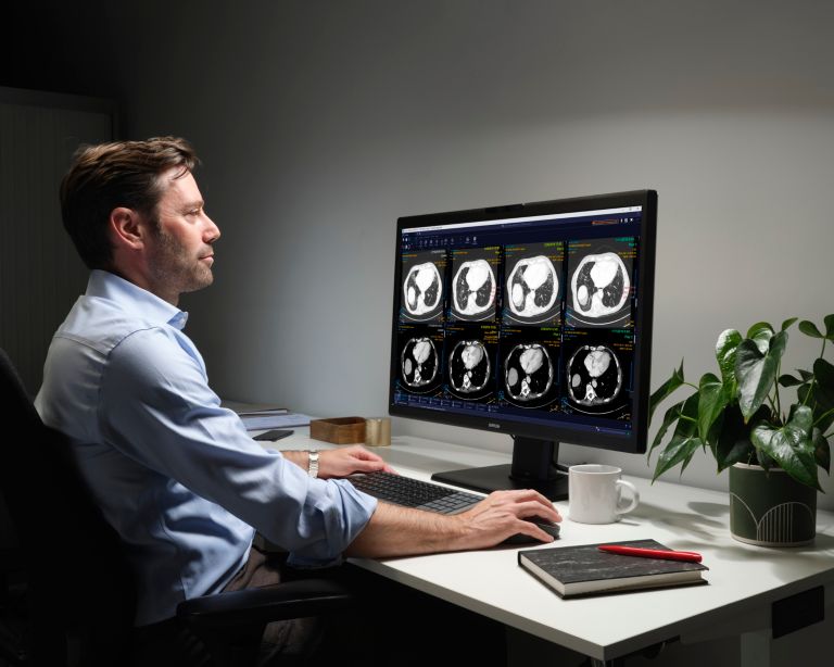 radiologist working from home 