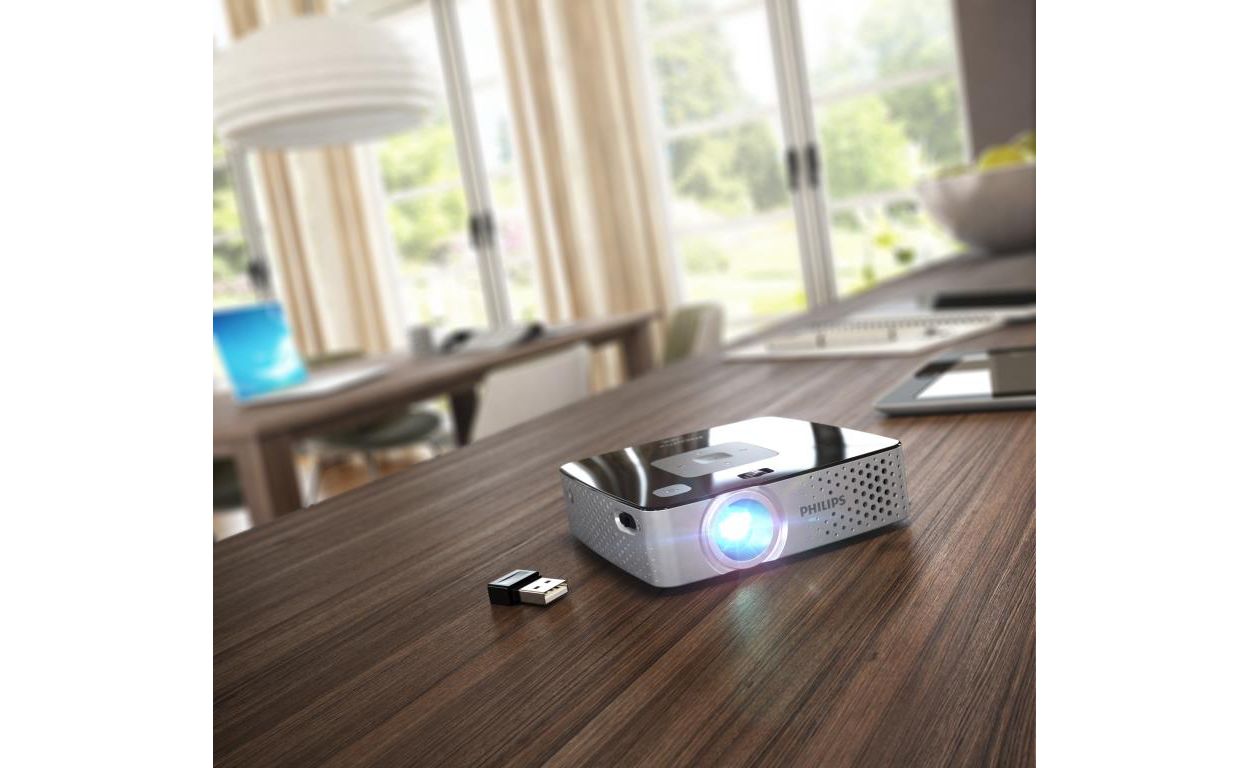 PicoPix Pocket projector PPX3417W/US | Philips