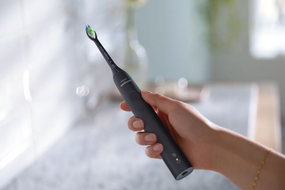 Goodbye manual toothbrush. Hello Sonic technology.