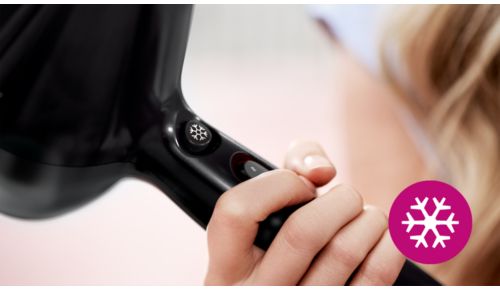 Getto d'aria fredda per fissare l'acconciatura