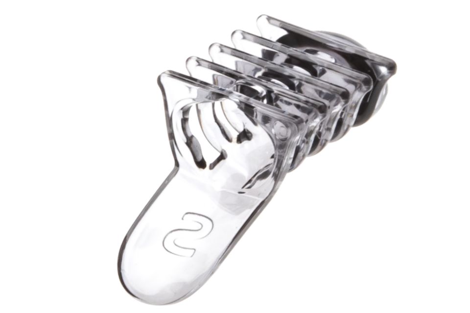 Long comb for your nose-and-ear trimmer