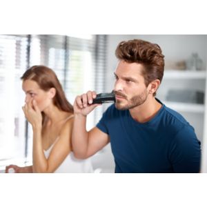 Less mess vacuum trimmer