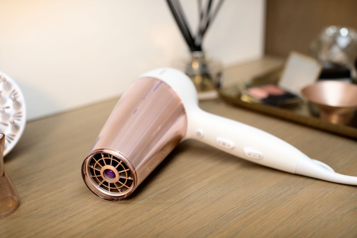 Philips moisture protect hair dryer hotsell