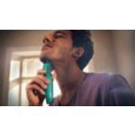 Smooth and skin-friendly beard trimming