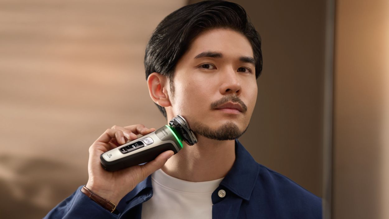 i9000 Prestige ウェット＆ドライ電動シェーバー XP9203/32 | Philips