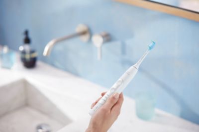 ExpertResults 7000 Sonic electric toothbrush HX7533/03 | Philips