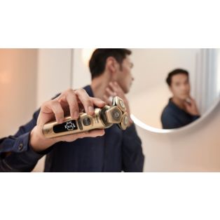 Shaver S9000 Prestige Wet and dry electric shaver, Series 9000