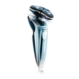 SensoTouch 3D wet and dry electric razor