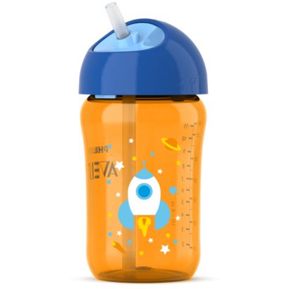 Twist-lid keeps straw hygienic on the go