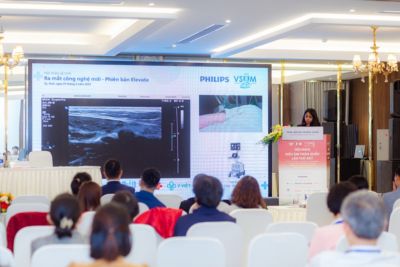 Đại diện Philips Châu Á – Thái Bình Dương giới thiệu các tính năng nổi bật của phiên bản Elevate