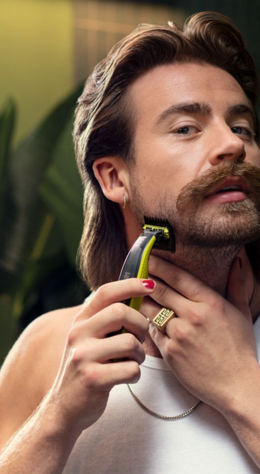 OneBlade trim, edge and shave any length of hair Philips