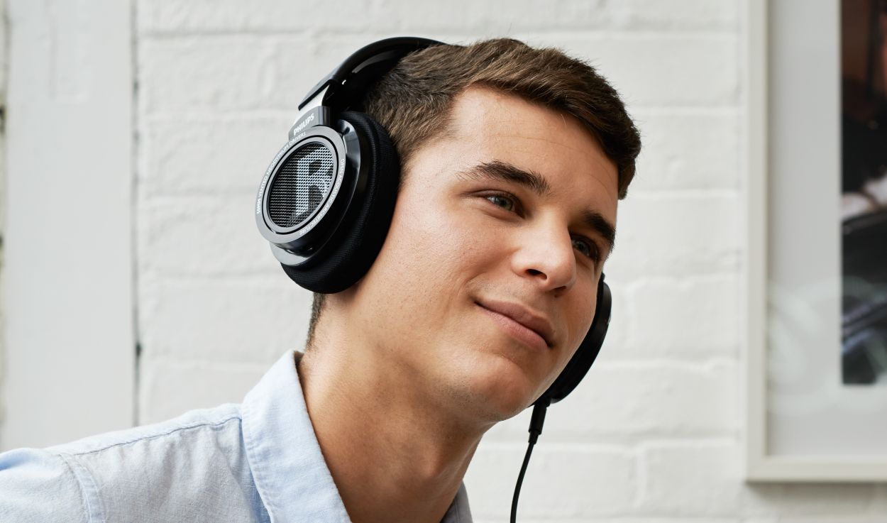 HiFi Stereo Headphones SHP9500/00 | Philips