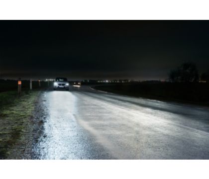 Bộ đèn xe hơi ô tô Philips LED Ultinon Pro 9000 HL H7 LED 11972 U90
