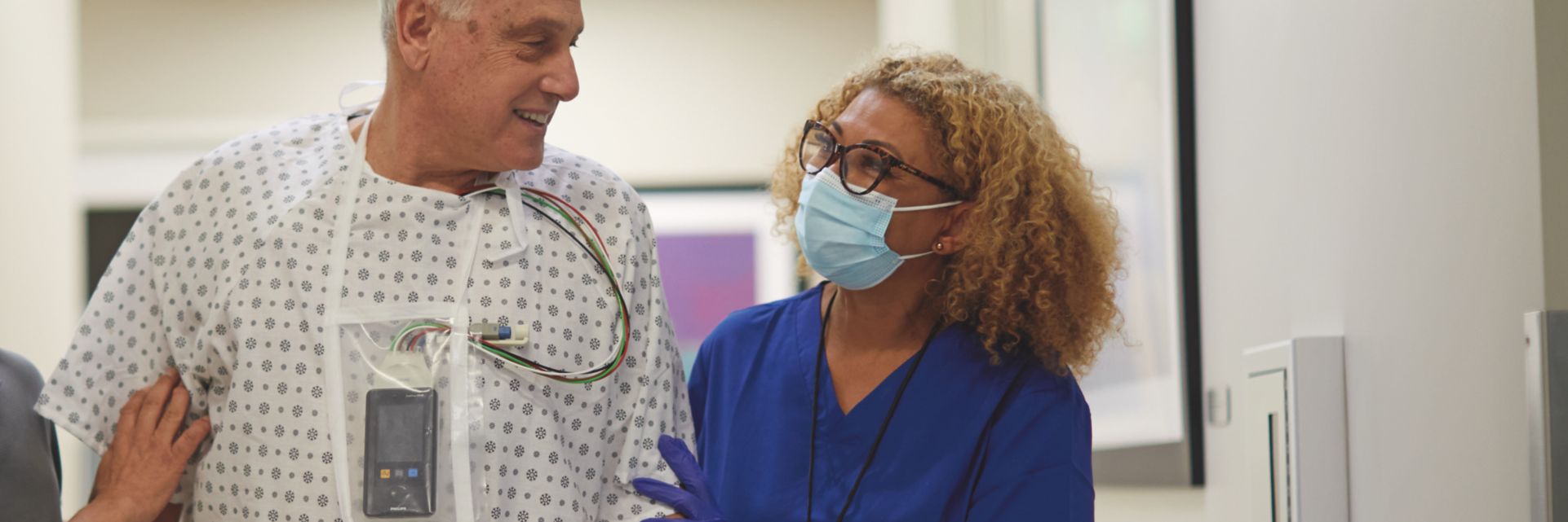 man wearing mx40 monitor with nurse