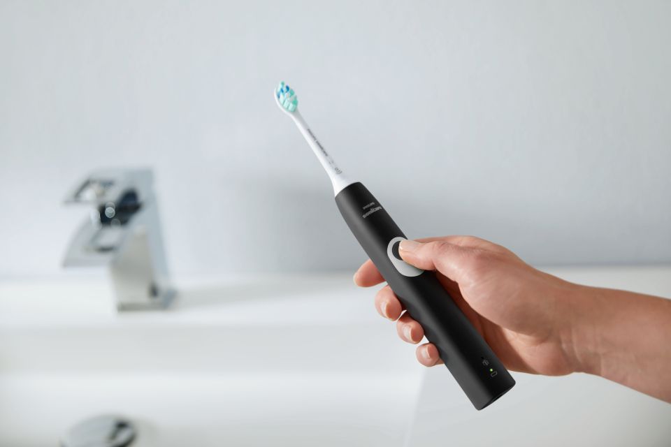 ProtectiveClean 4300 Sonic electric toothbrush HX6402/85 | Sonicare
