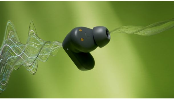 Immerse yourself anywhere with Noise Canceling Pro