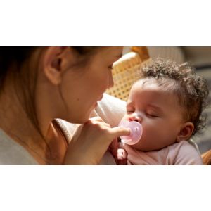 Comfortably fits the natural curves of your baby's face