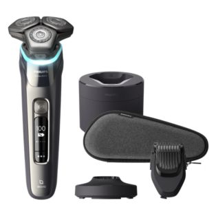 Shaver series 9000 Wet and dry shaver with beard trimmer attachment