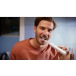 Gentle clean, even for sensitive teeth and gums