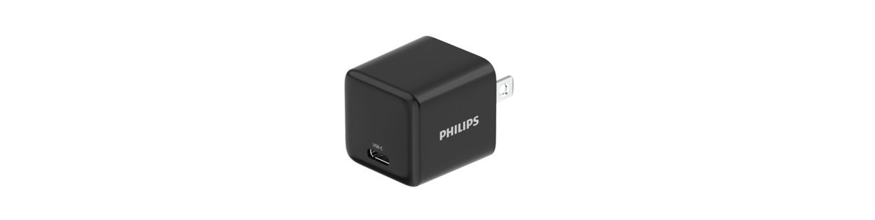 コンセント式充電器（最大 20W 出力、日本仕様プラグ付き）