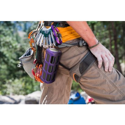 Galingas, stulbinamai aiškus garsas